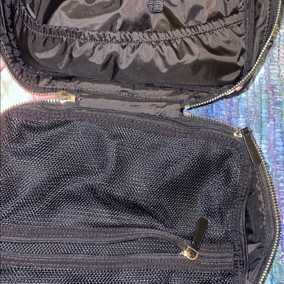 Kate Spade Black Toiletry Bag with Pink and White Floral Design - Picture 9 of 12